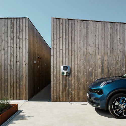 ChargeAmp-wall